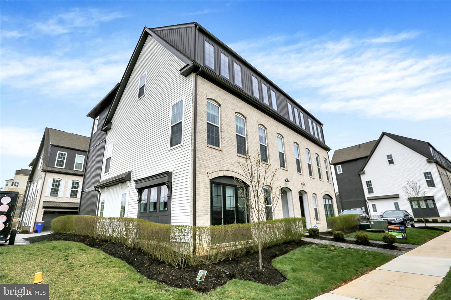 3145 Grove Court