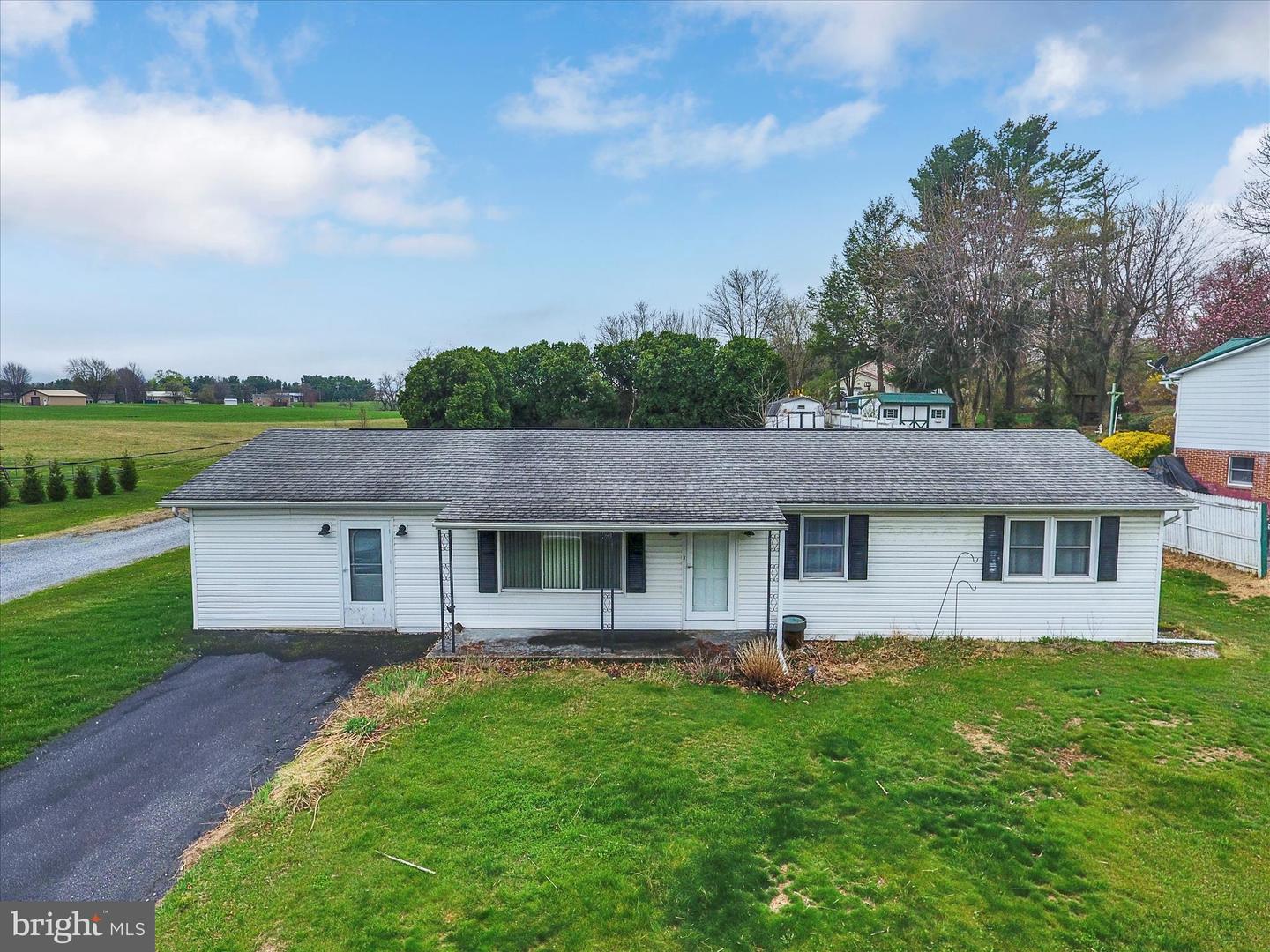 143 Kline Road, Shippensburg