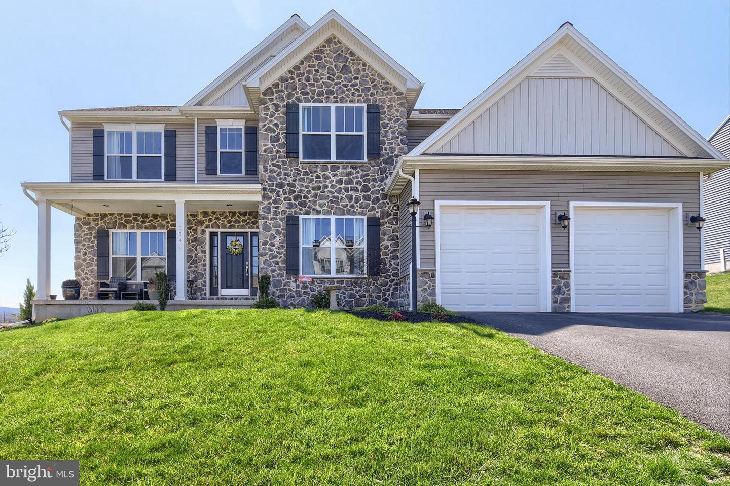 1541 Zestar Drive, Mechanicsburg