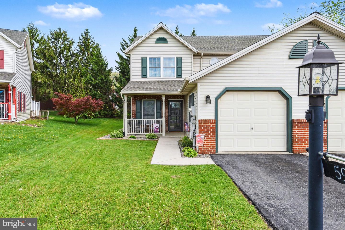 59 Westwood Court, Enola
