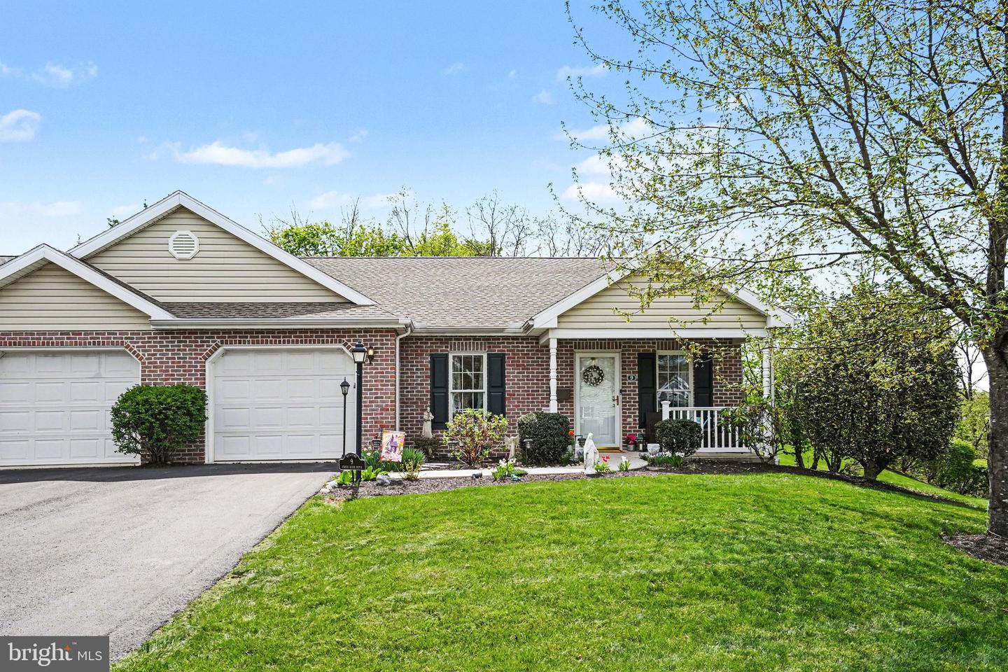 9 Creek Bank Drive, Mechanicsburg