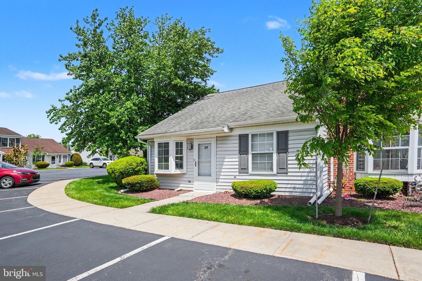 24 Southpoint Drive, Mechanicsburg