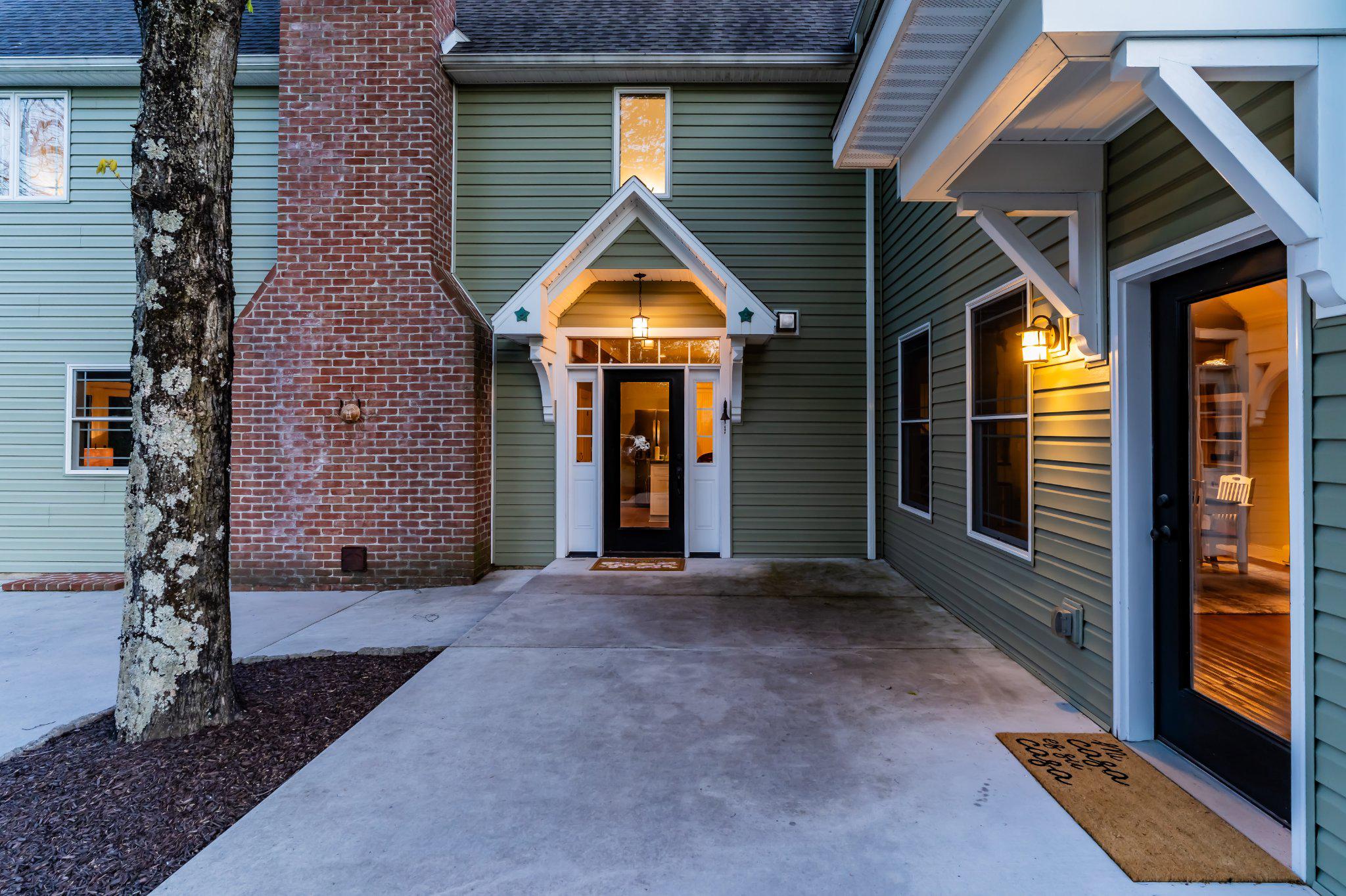 502 Creek Road, Carlisle