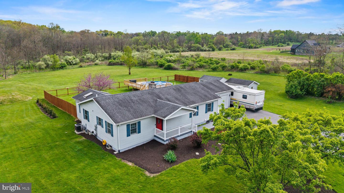 241 Willow Mill Park Rd, Mechanicsburg