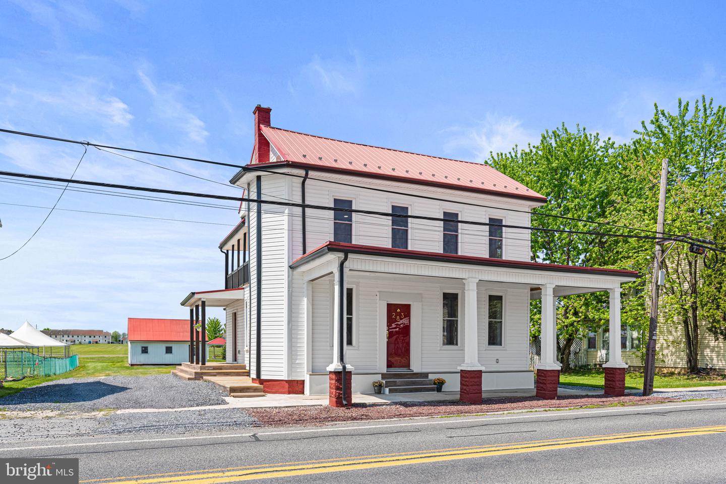 283 N Locust Point Road