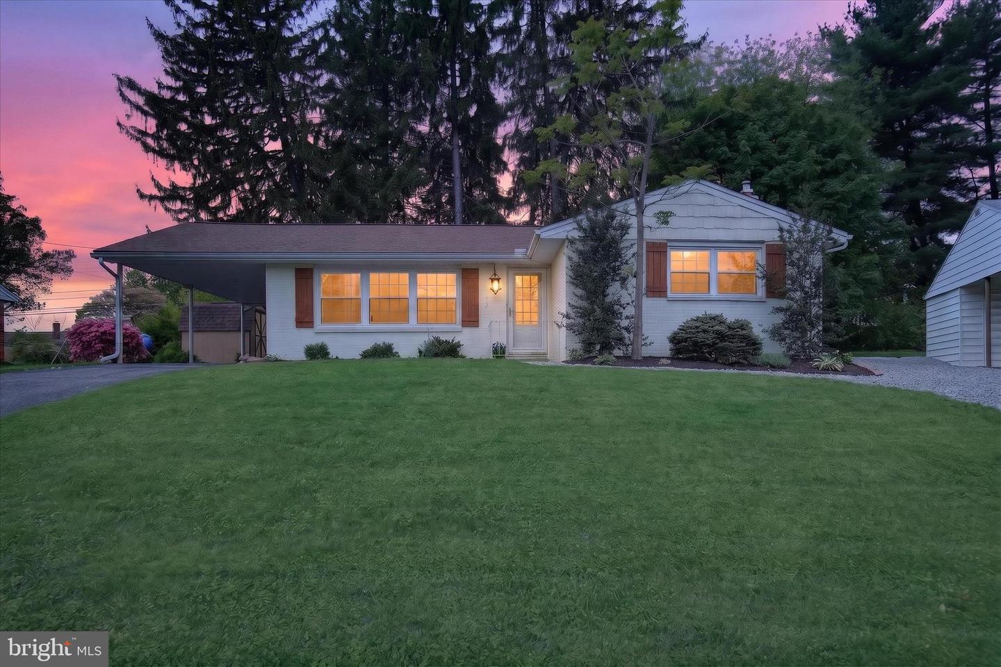 77 Hillside Circle, Camp Hill