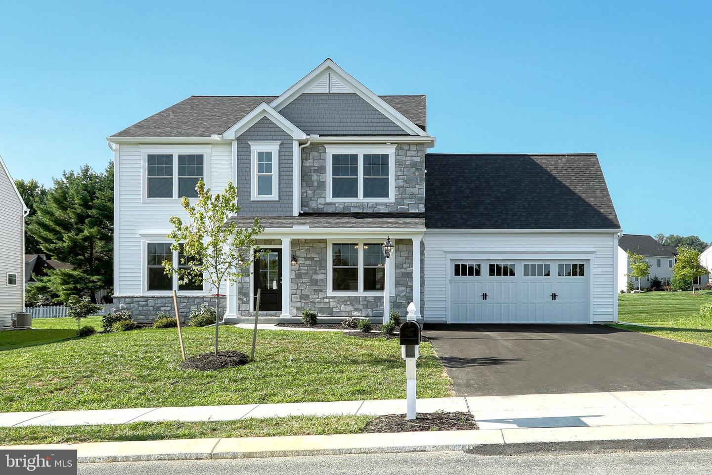 314 Reserve Lane, Mechanicsburg
