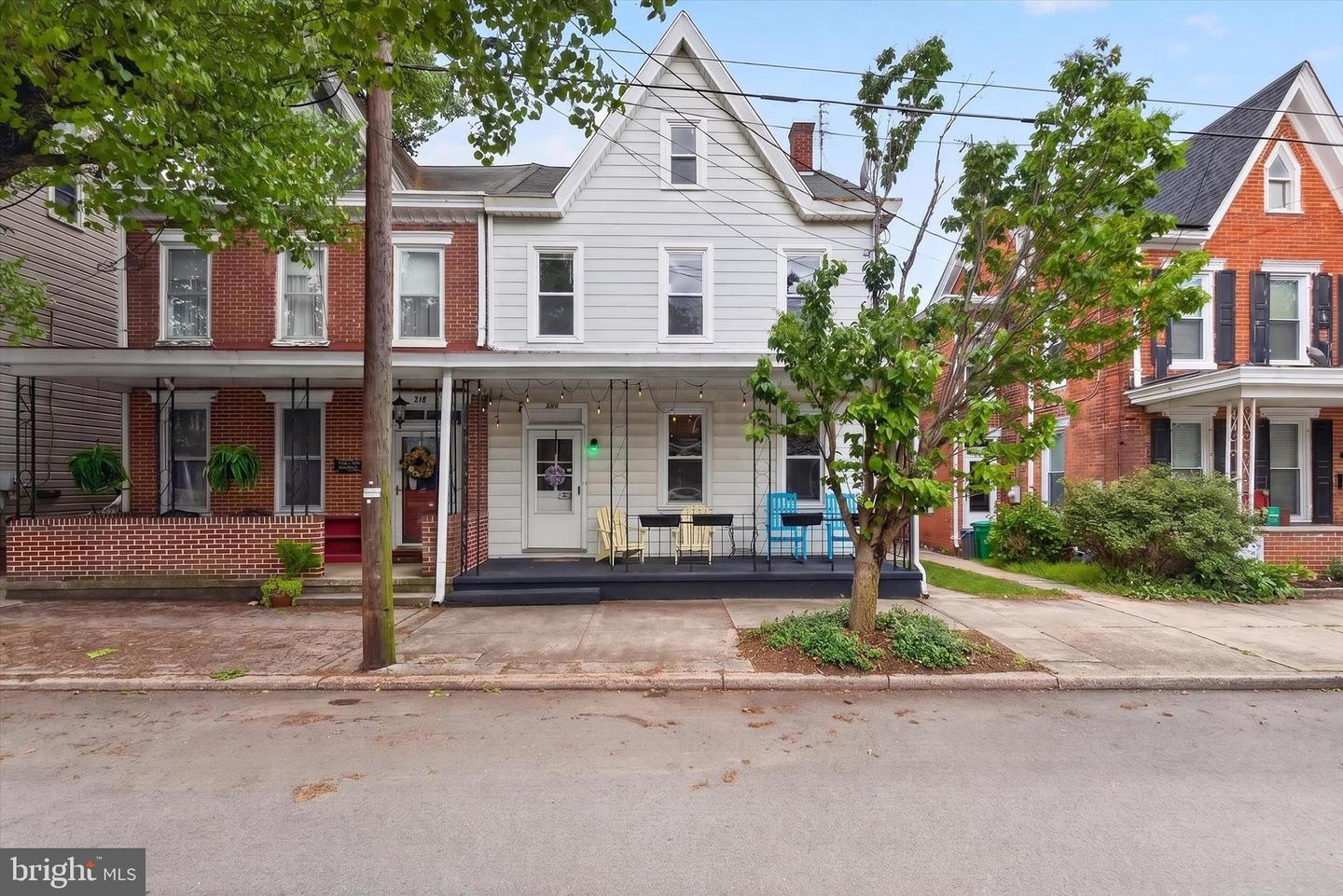 220 N College Street, Carlisle