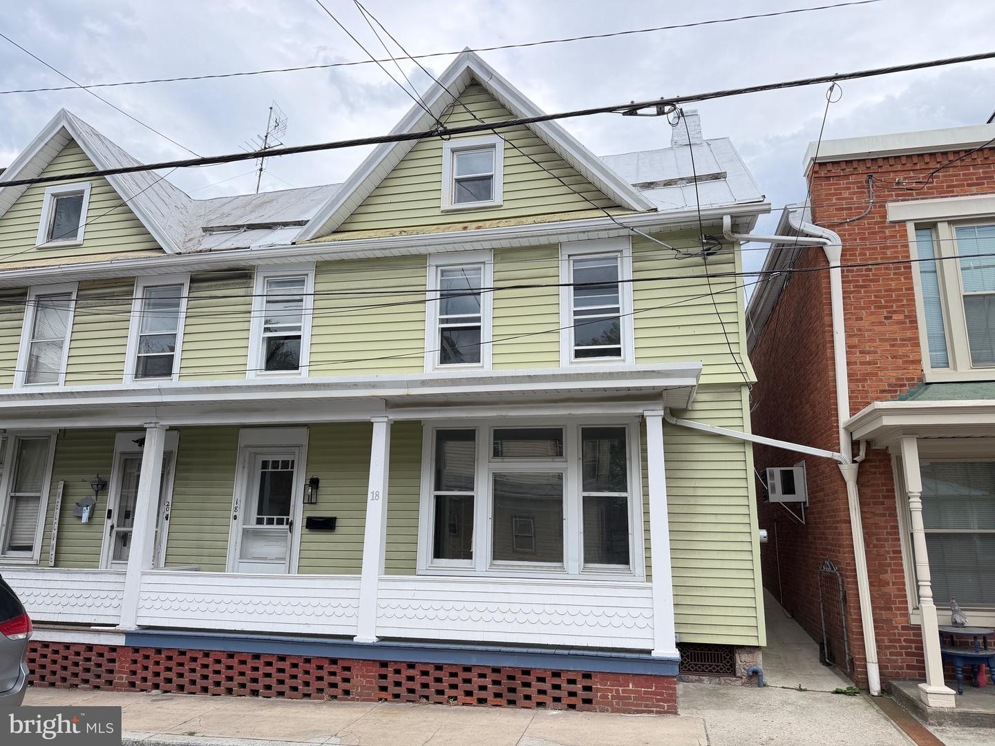 18 E Main Street, Newville
