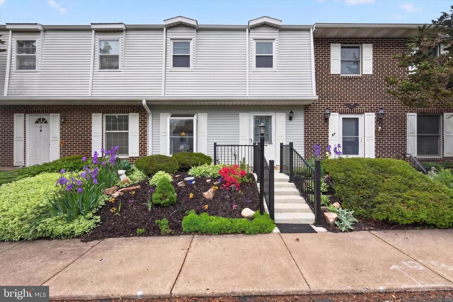 68 Drexel Place