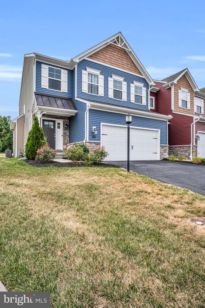 65 Simon Court, Mechanicsburg