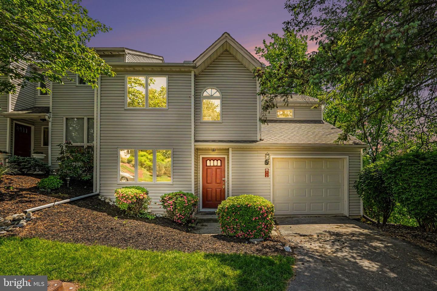 1740 Creek Vista Drive, New Cumberland