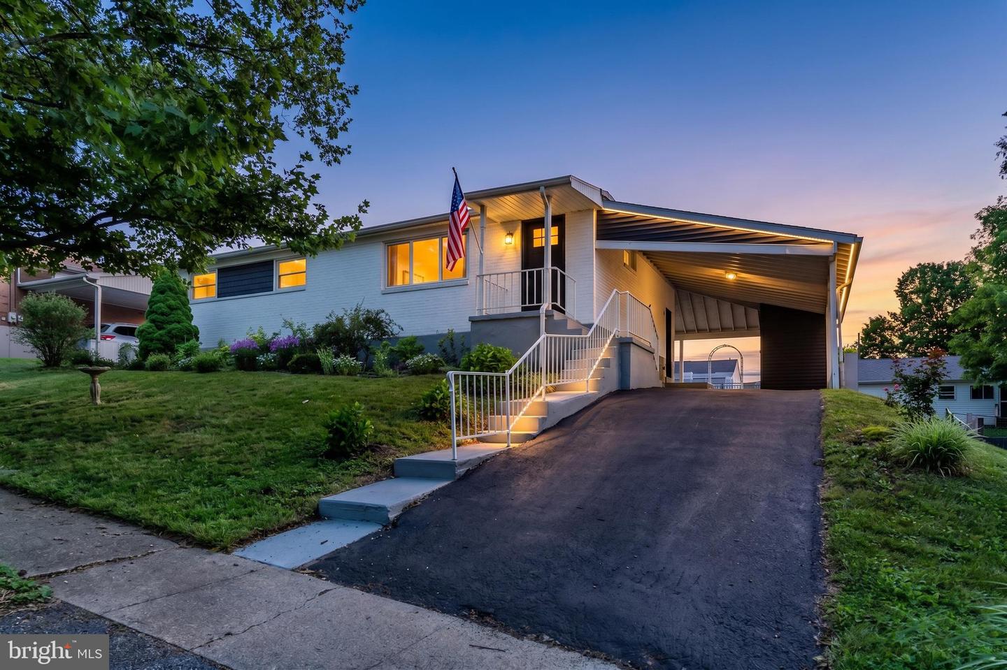 6 Karen Court, Camp Hill