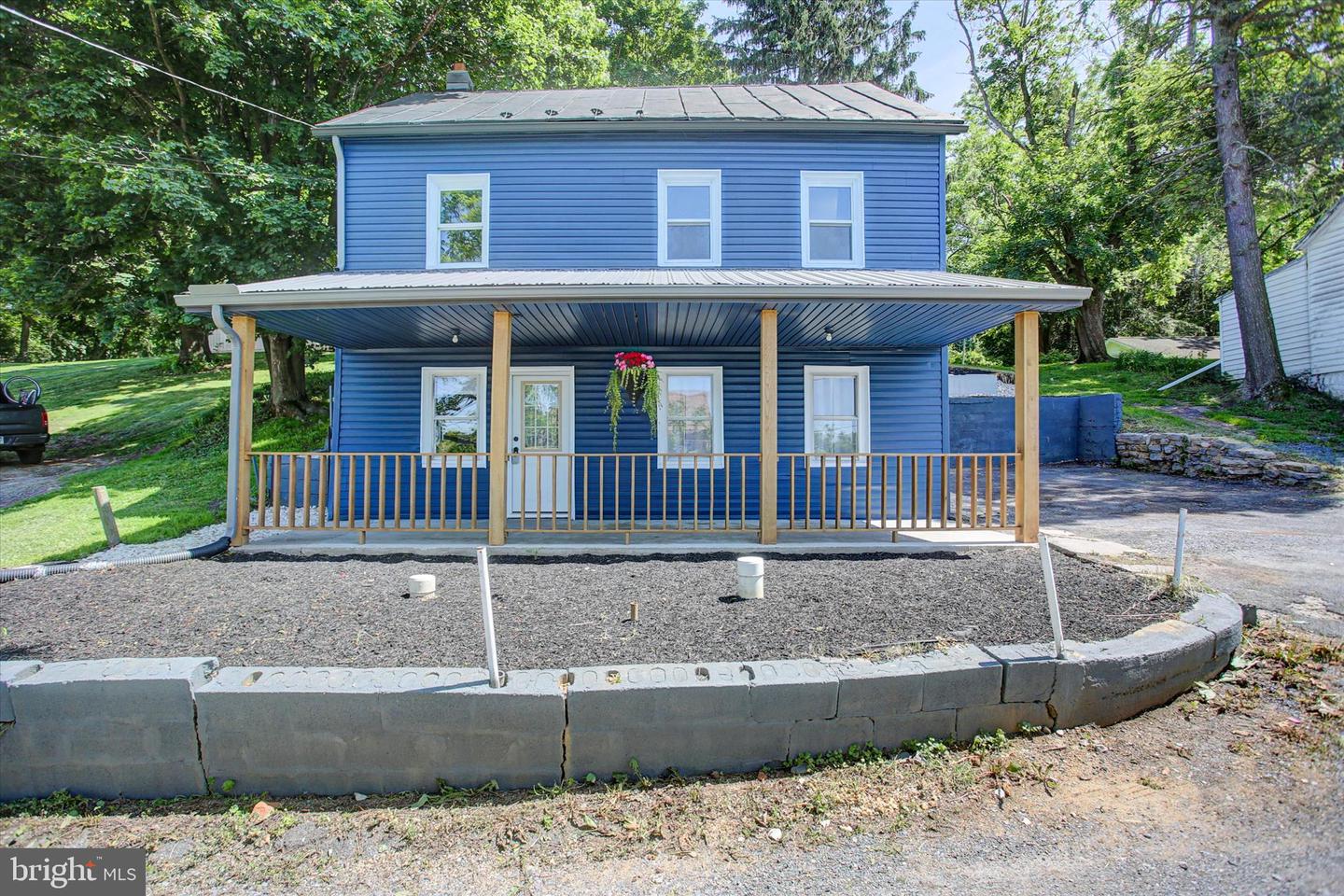 1842 Walnut Bottom Road, Newville