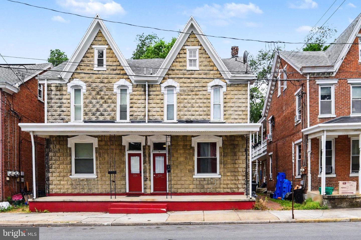 328 N College Street