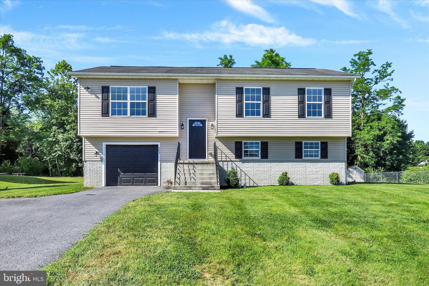 207 Pike Court
