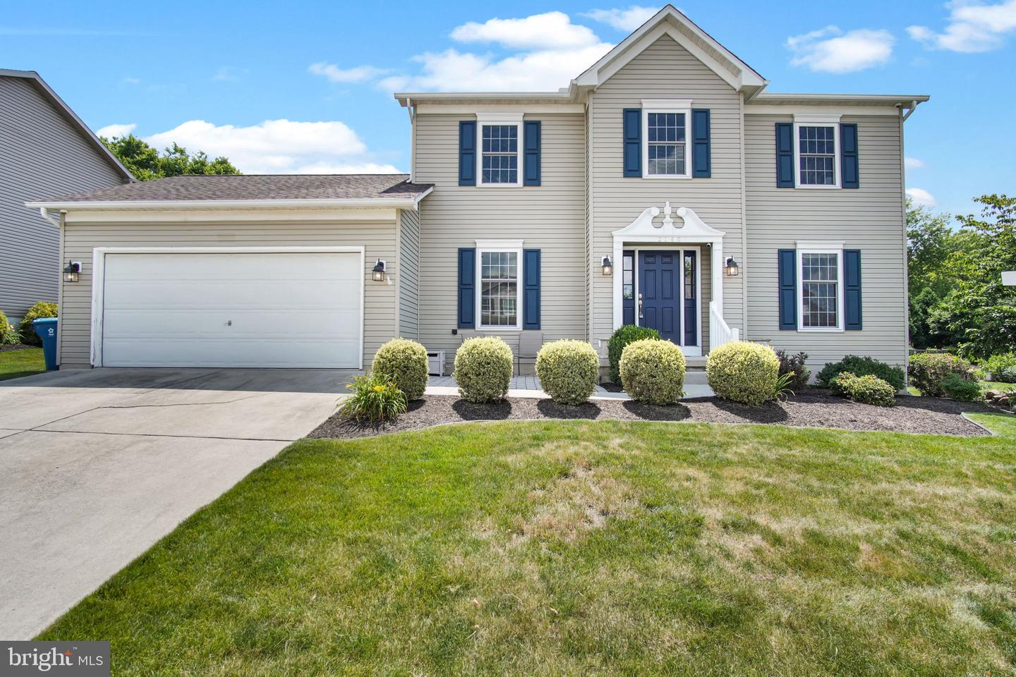 2140 Canterbury Dr.