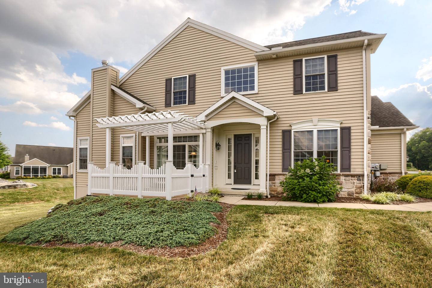 425 Carmella Dr
