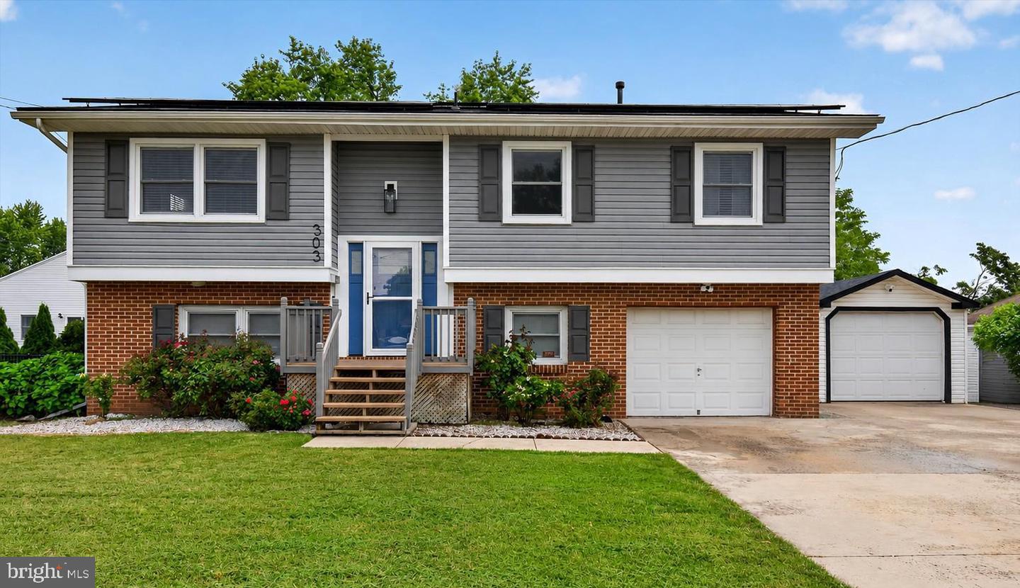 303 Kay Road