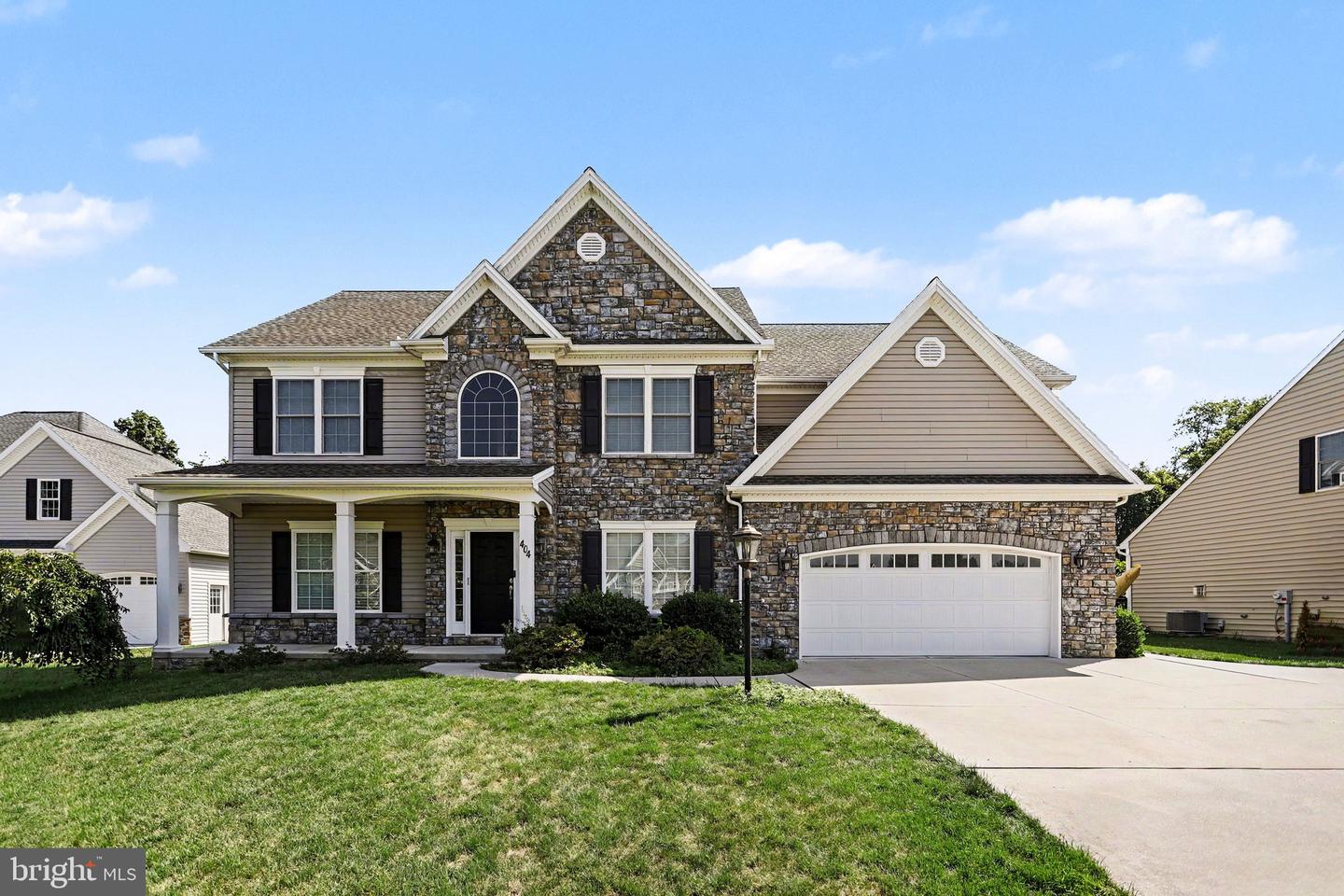 404 Sorbie Lane