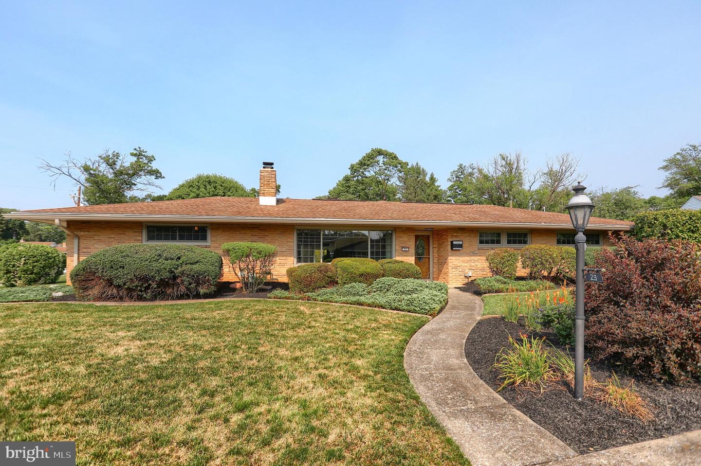 23 Columbia Drive