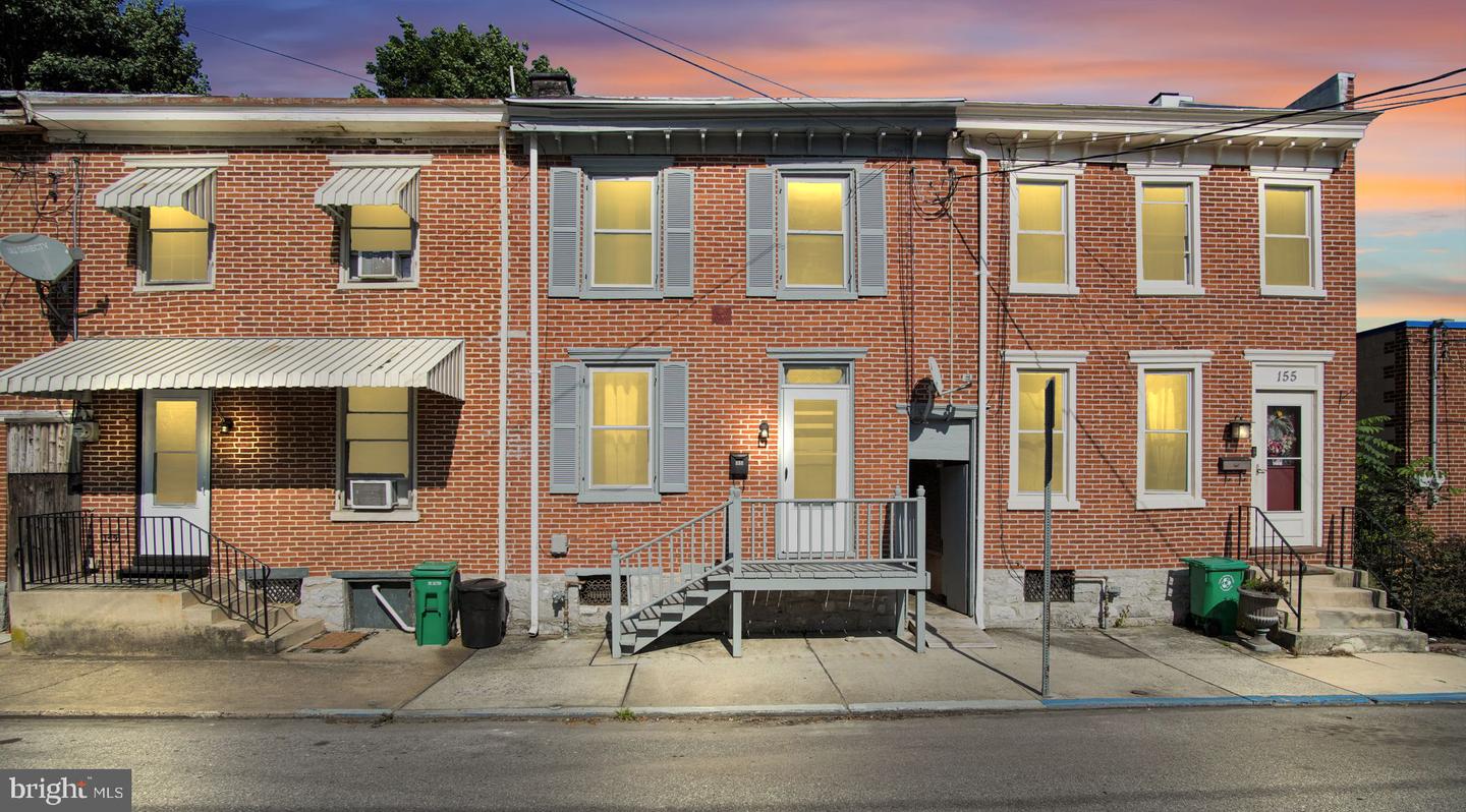 151 S East Street