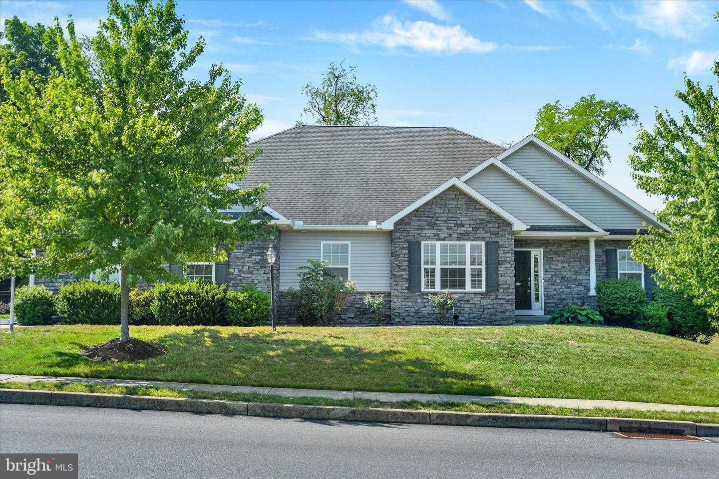 807 Genevieve Drive