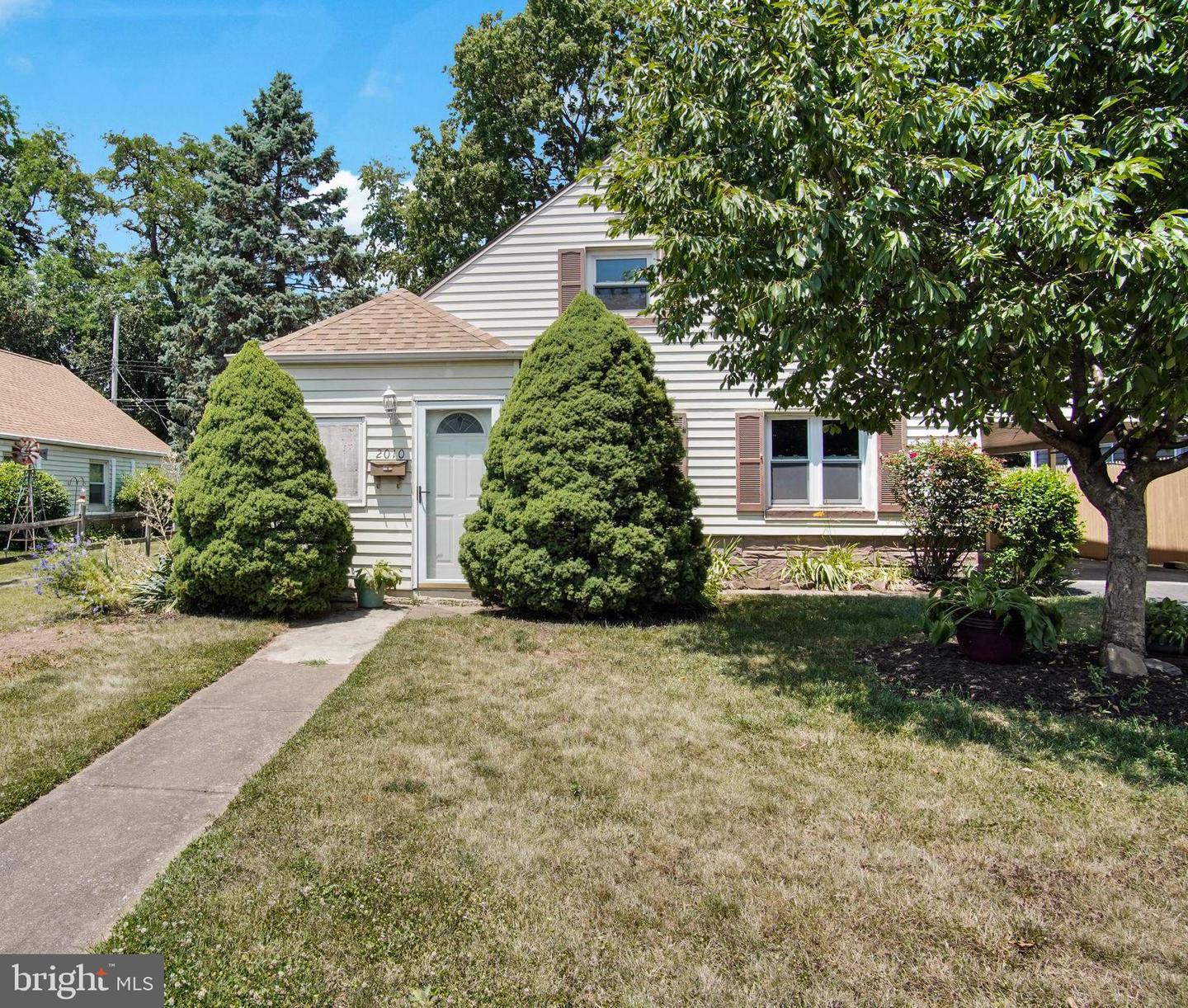 2010 Highland Circle