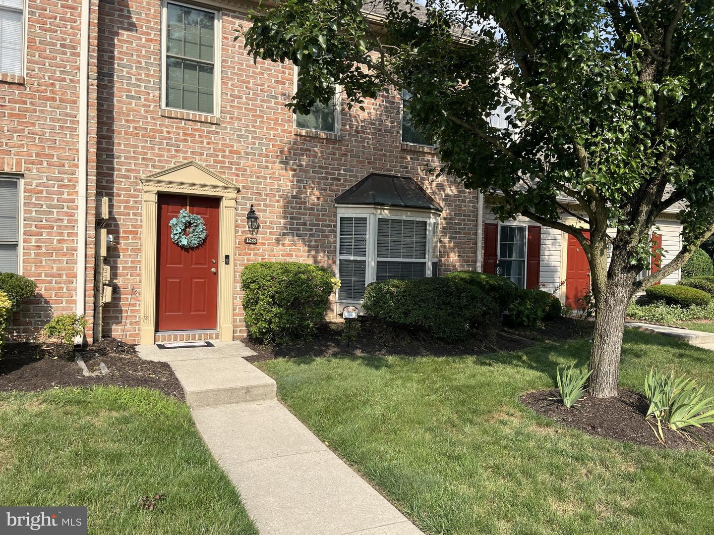 1233 Timber View Drive