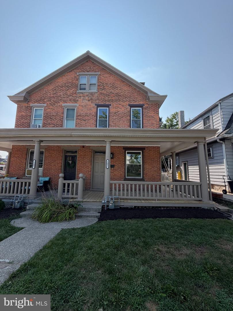 502 N College Street