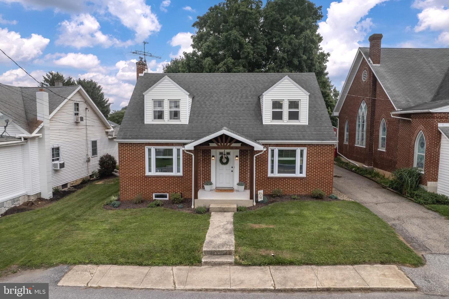 12 Strohm Road