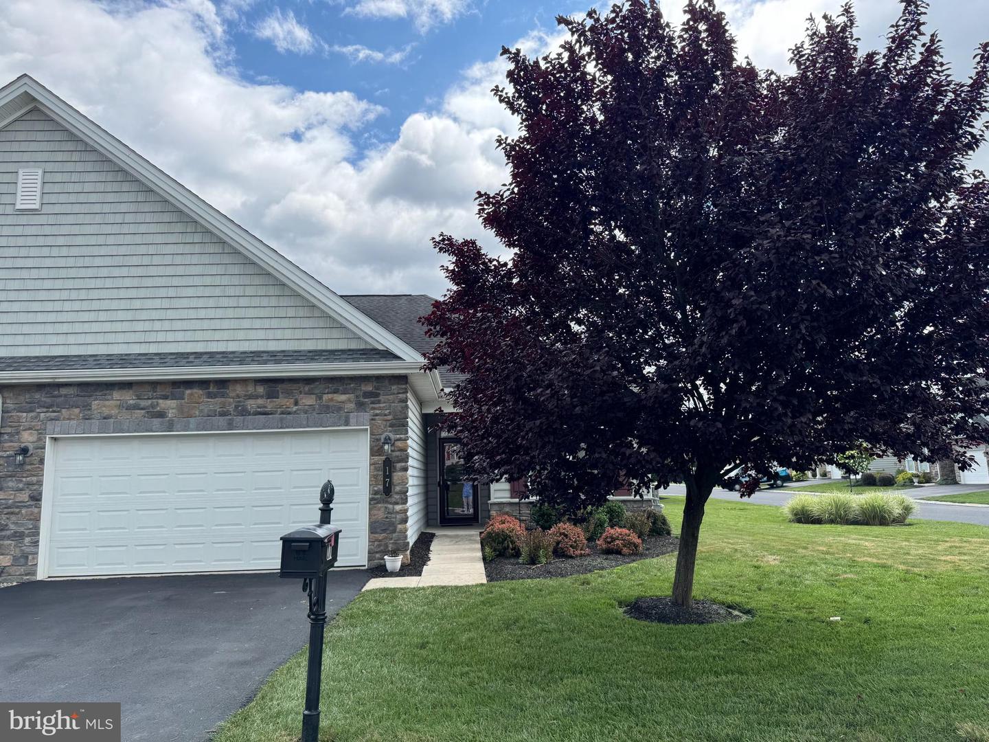 17 Settlers Drive