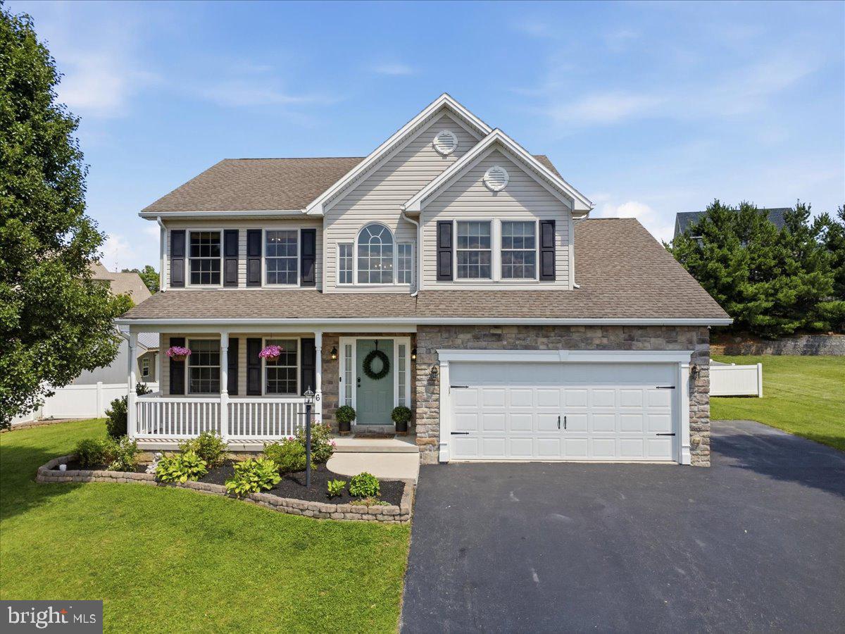 6 Feather Drive
