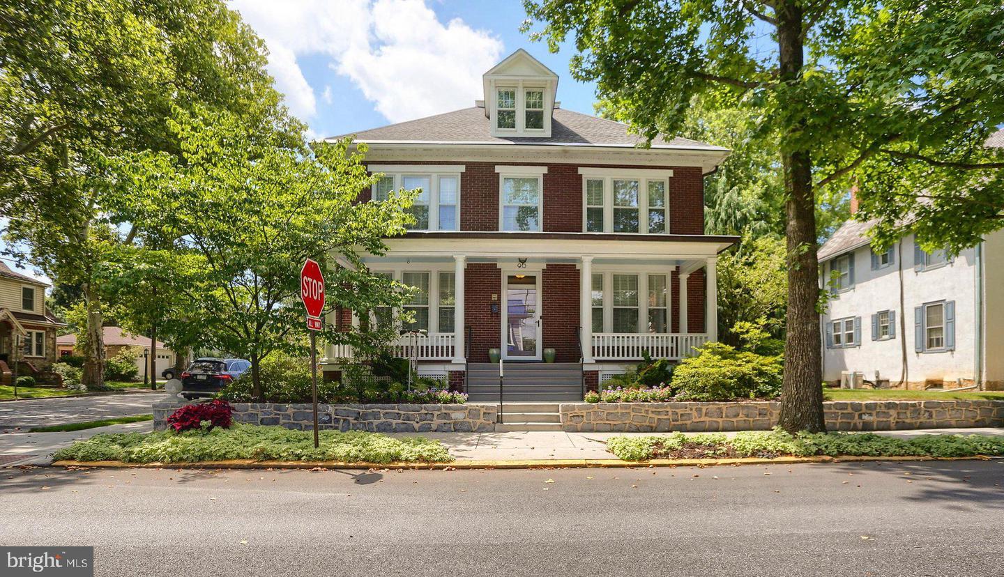 90 E Ridge Street