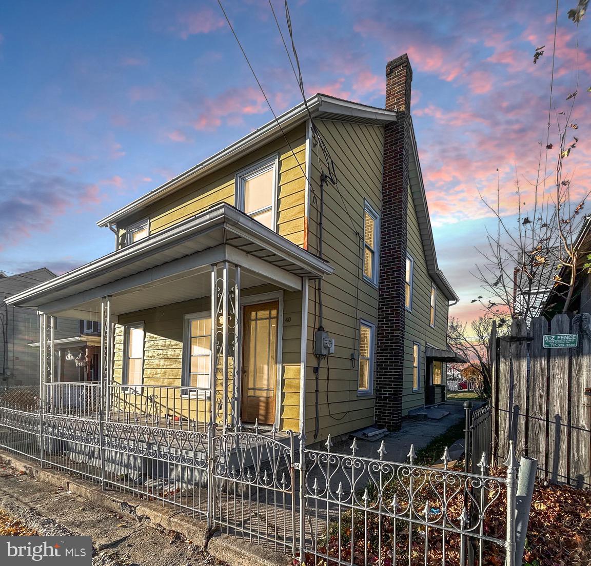 40 W Ridge Street, Summit Hill