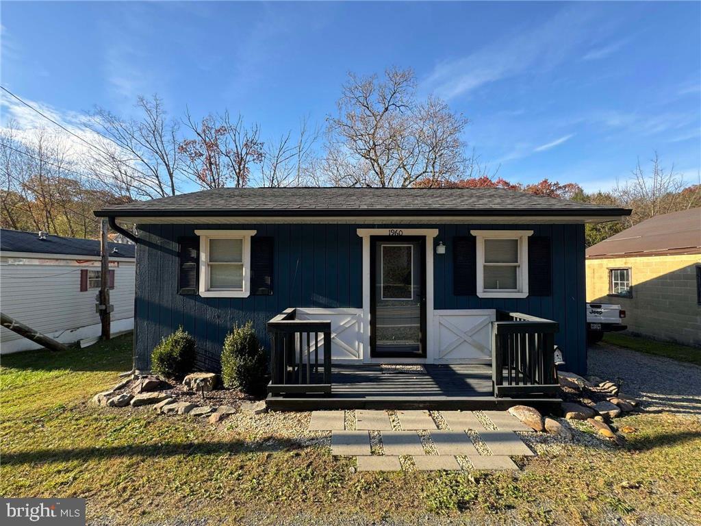 1960 Long Run Road, Lehighton