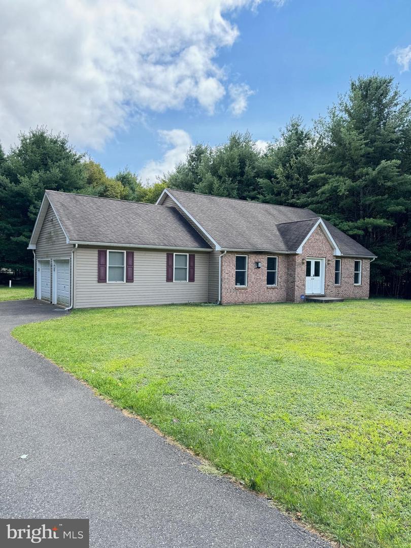 66 Hummingbird Drive, Jim Thorpe