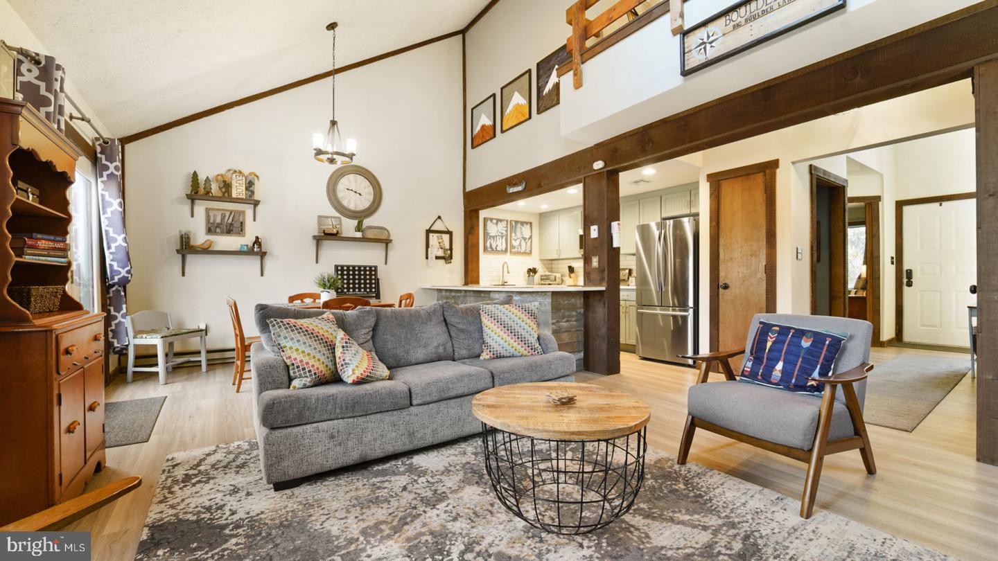 63 Ruffed Grouse Court, Lake Harmony