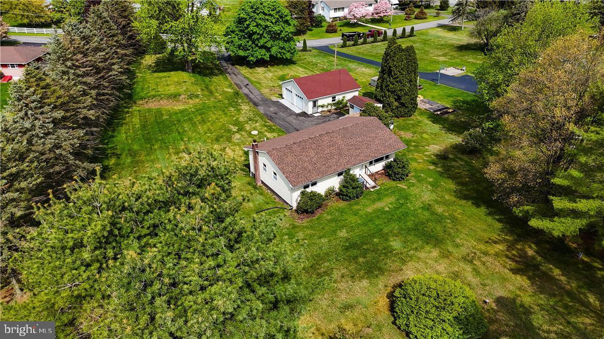 990 E James Street, Lehighton