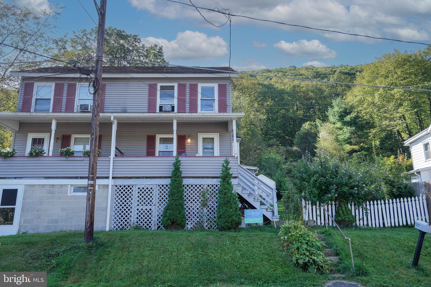 205 Yard Street, Nesquehoning