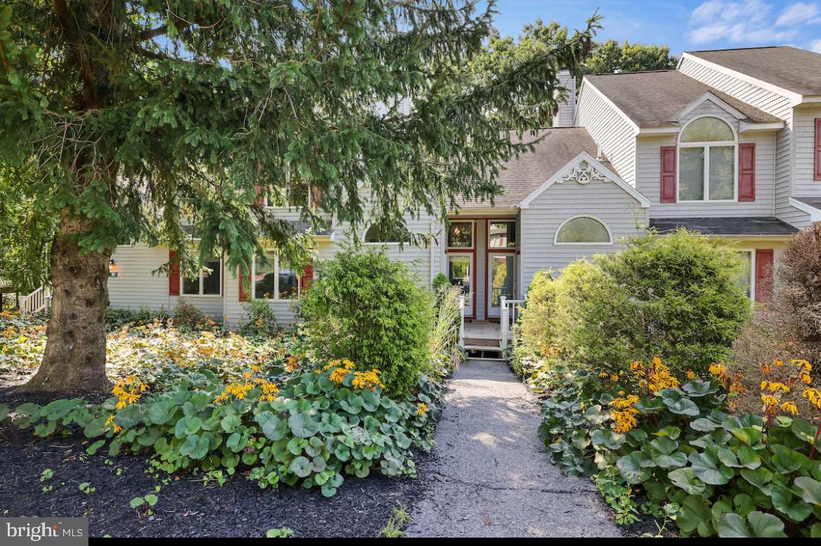 78 Laurelwoods Drive, Lake Harmony