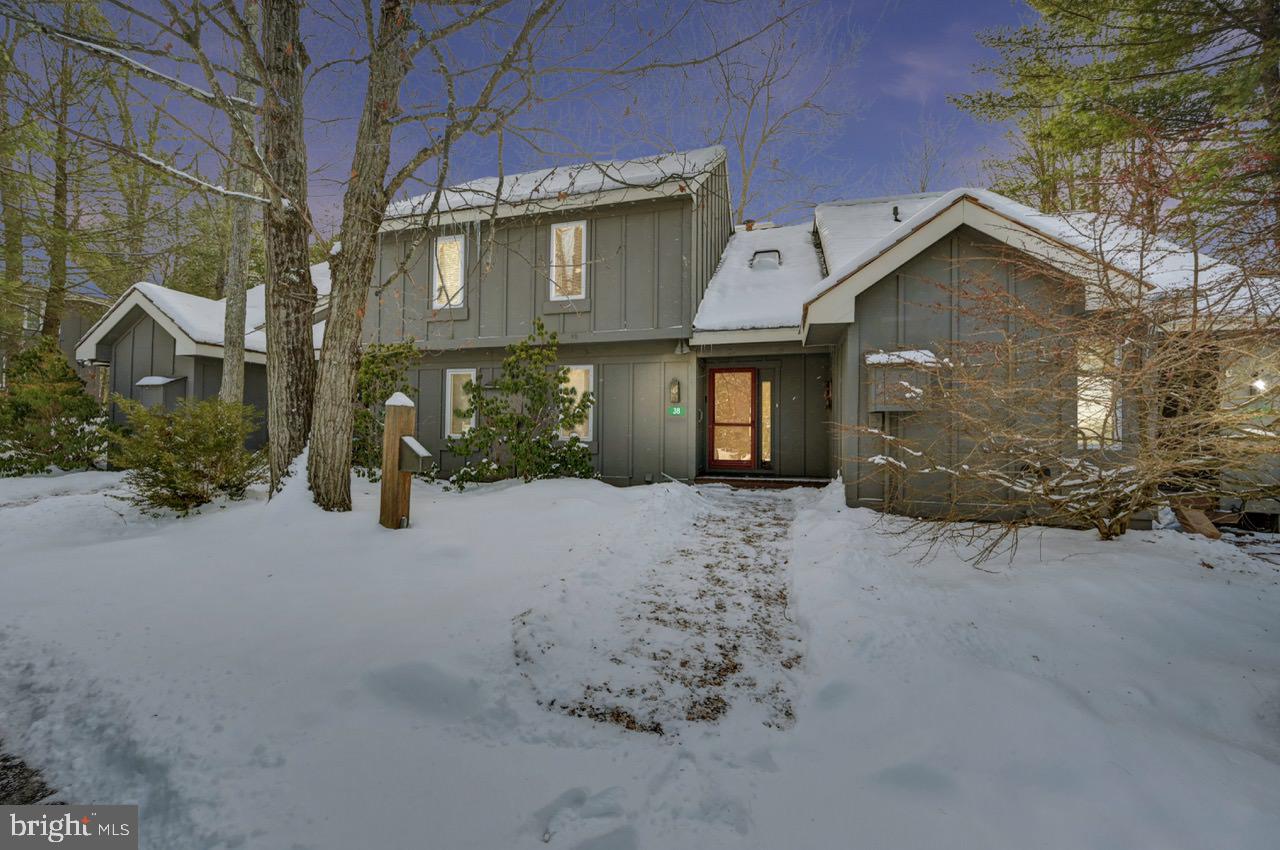 38 Alpine, Lake Harmony