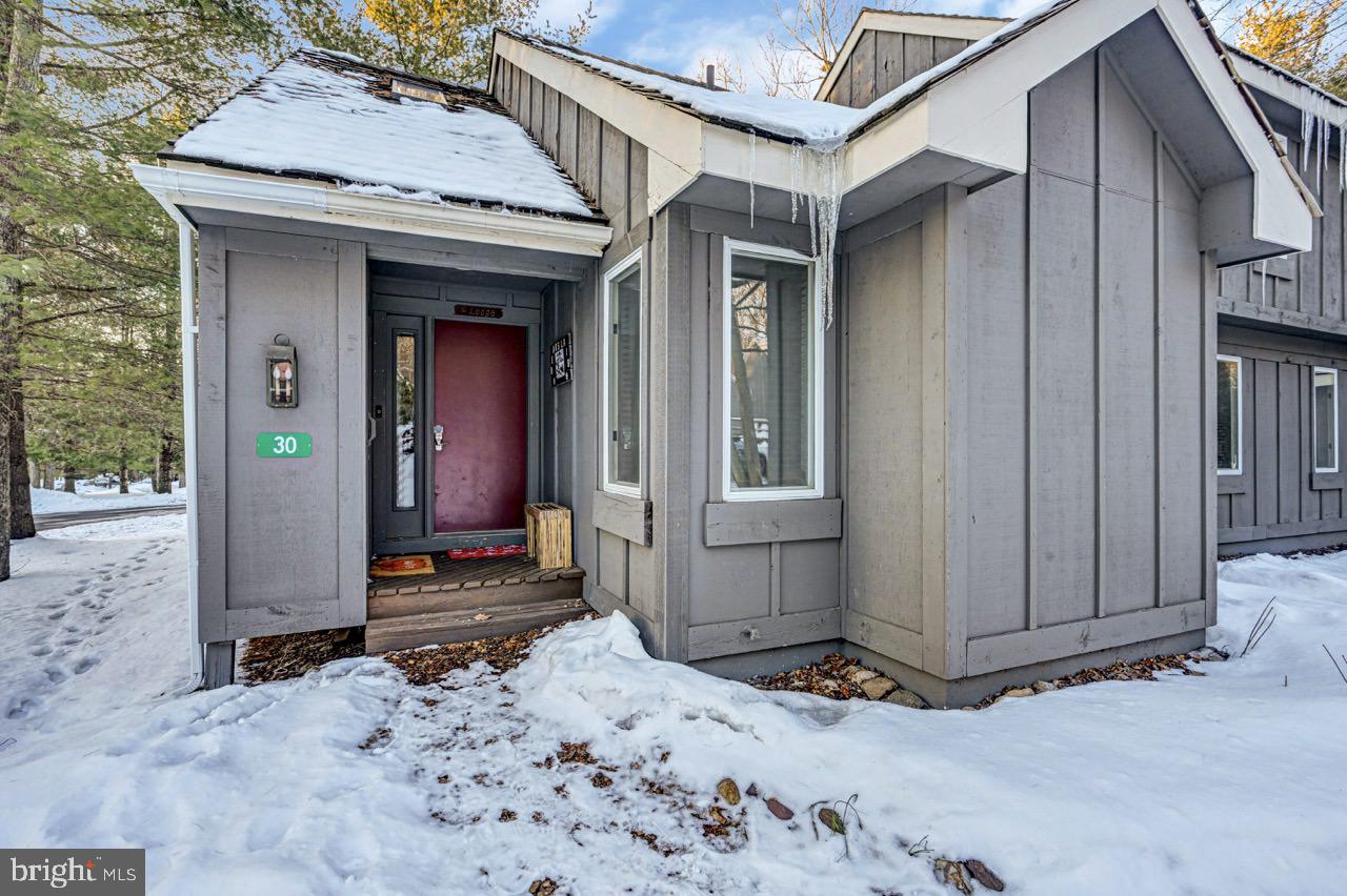 30 Elevator, Lake Harmony