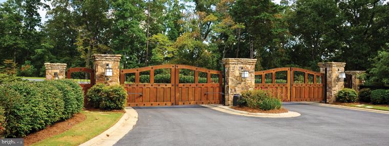 445 Mountainwoods Drive