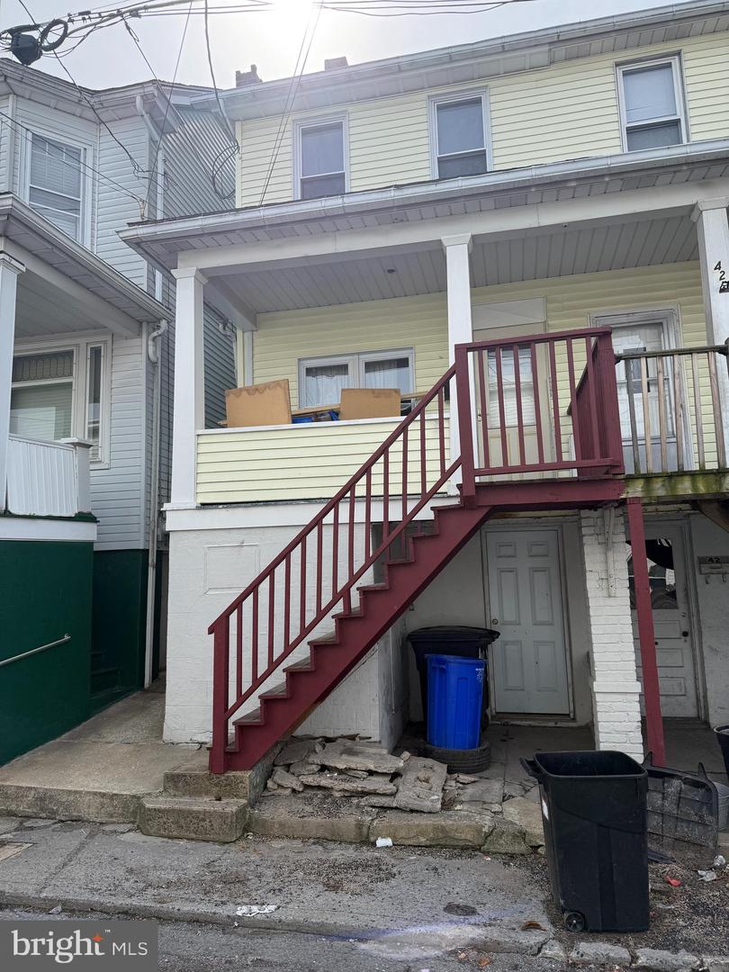 44 E Water Street