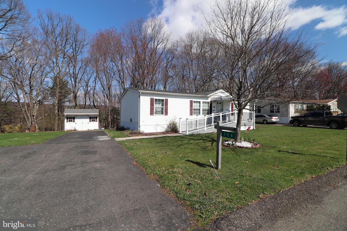 124 Ashley Lane, Lehighton
