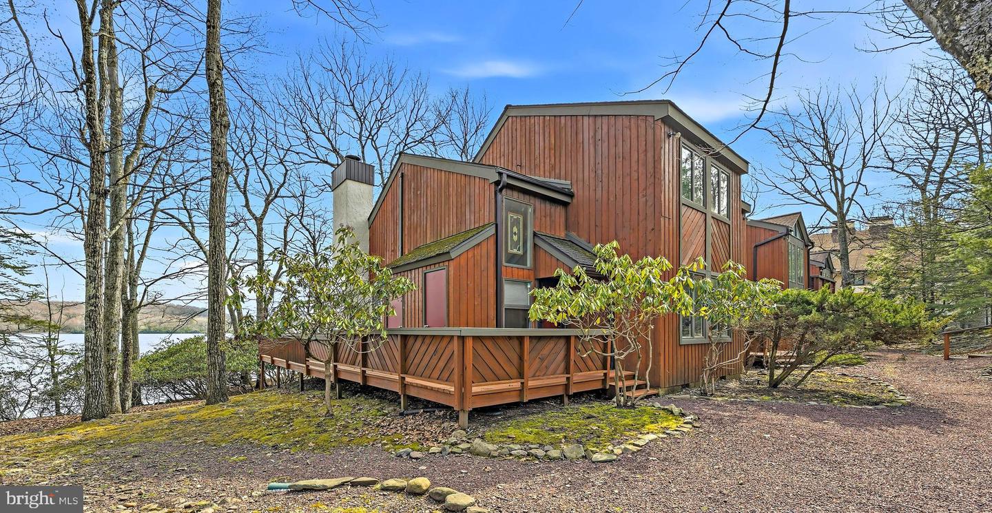 79 Dove Drive, Lake Harmony