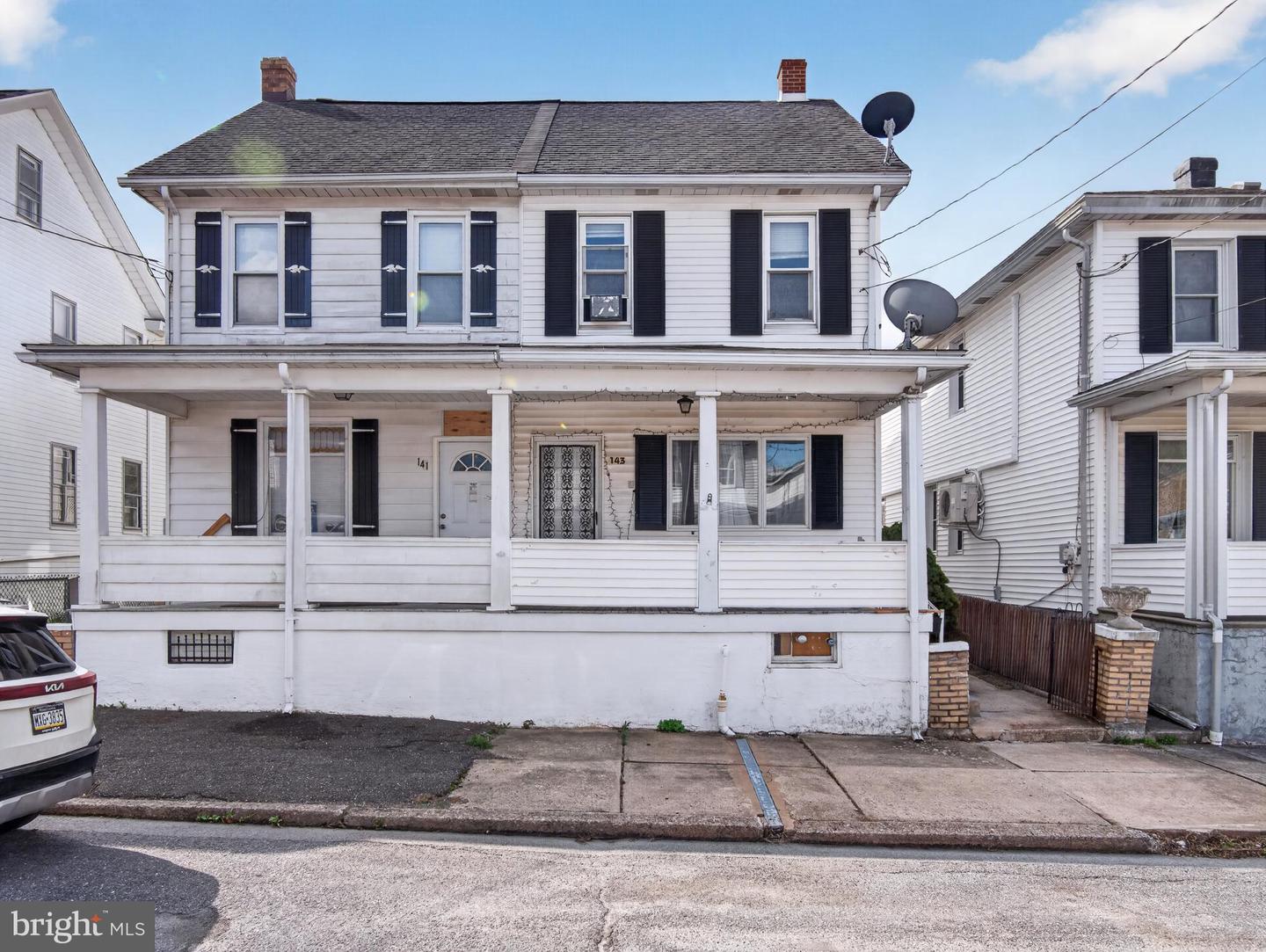 143 W Fell Street