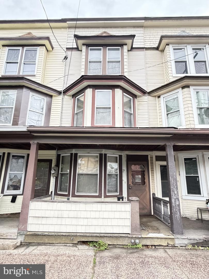 21 W Bertsch Street, Lansford