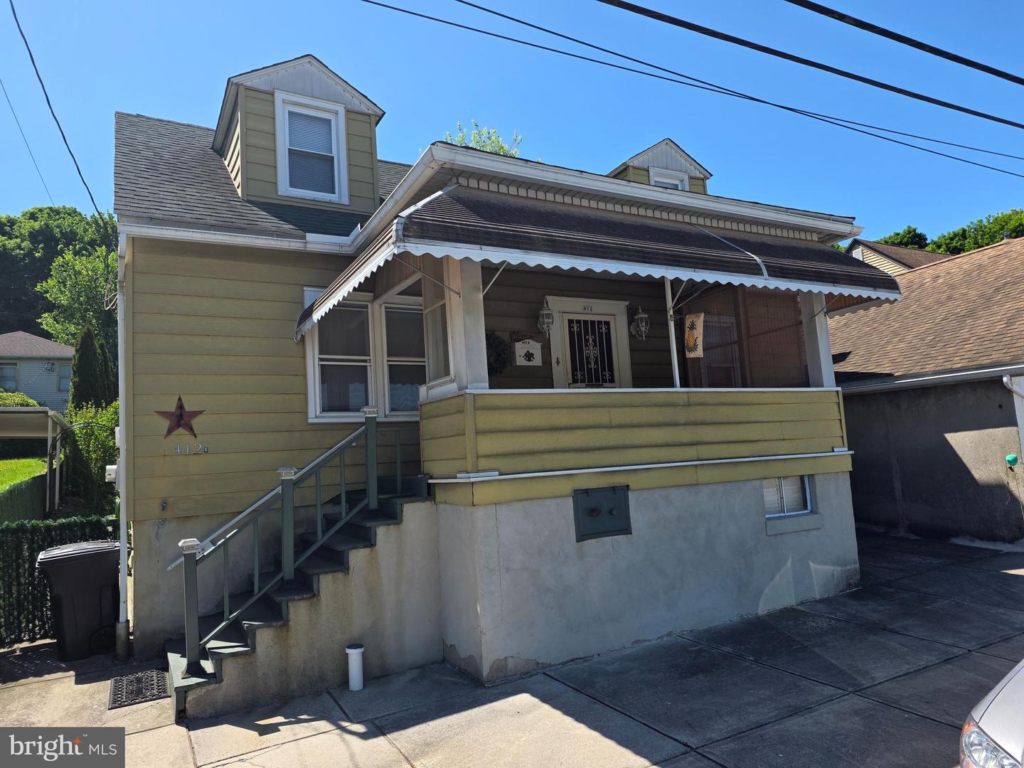 412 W Bertsch Street